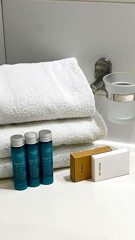 Vrissaki Beach Hotel