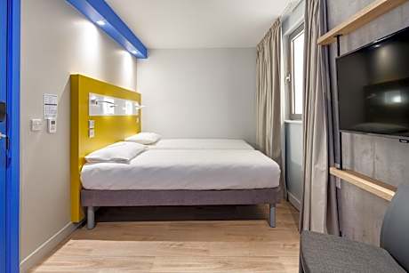 Twin Room (No Window)