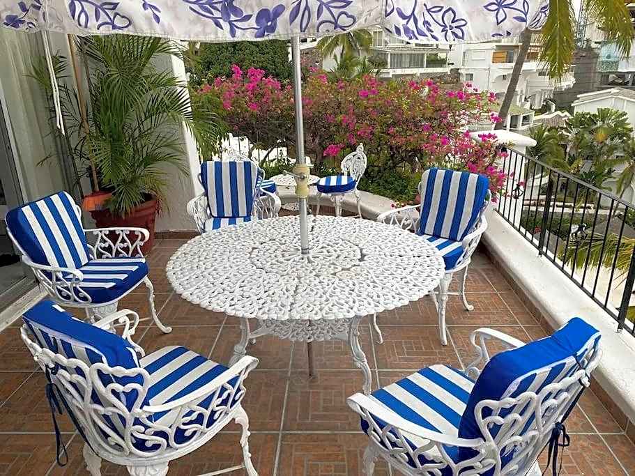 Hermoso condominio en Bahía Manzanillo
