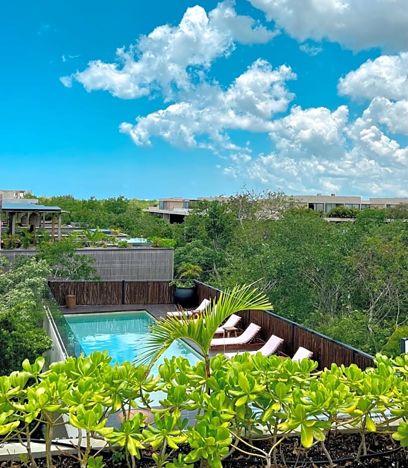 Kuukum Tulum Hotel