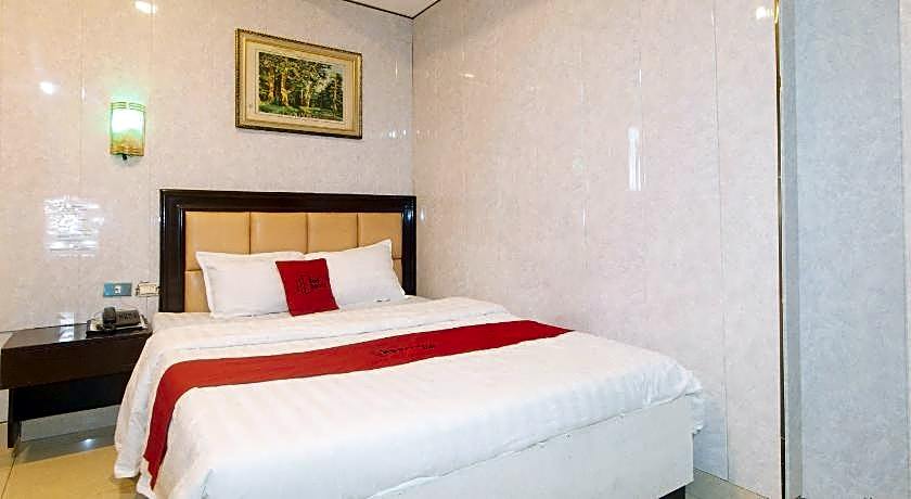 RedDoorz @ Winter Hotel Araneta