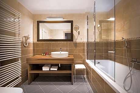 COMFORT DOUBLE ROOM WITH SEA VIEW AND BALCONY