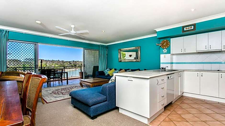 Sunrise Cove Holiday Apartments