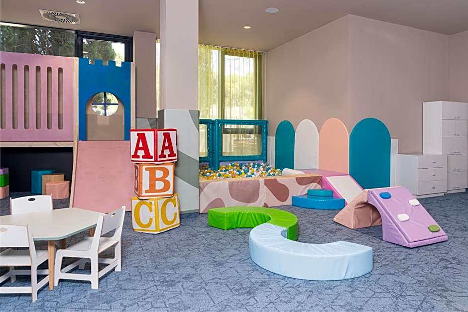 Family Hotel Adria - All inclusive