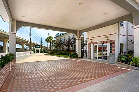 Quality Inn & Suites Houston Northwest - Cypress