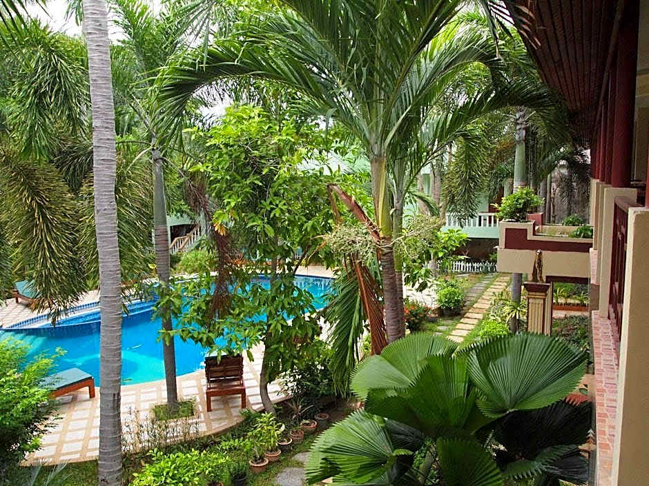Rattana Guesthouse & Bungalow