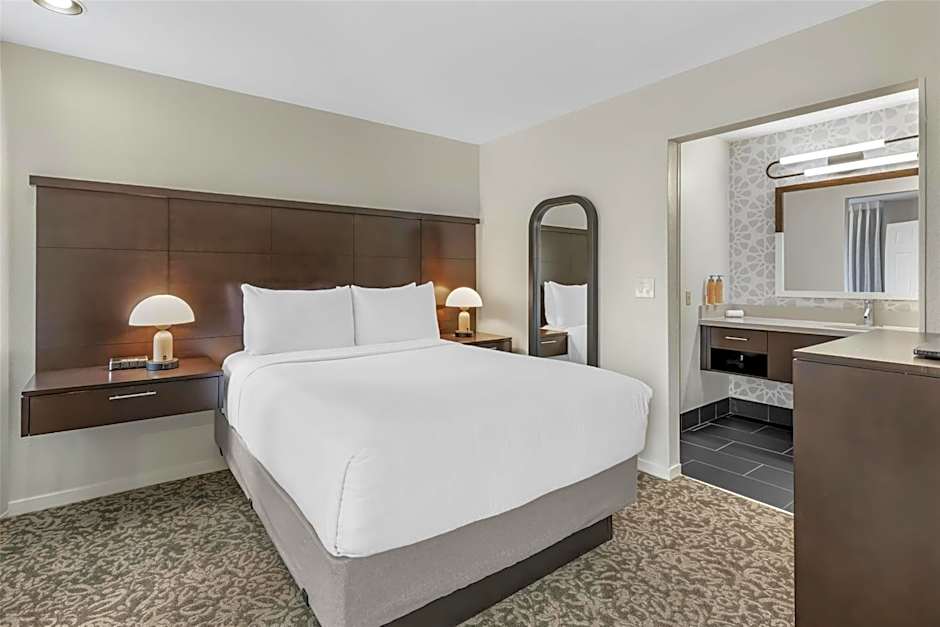 Sonesta ES Suites Chatsworth