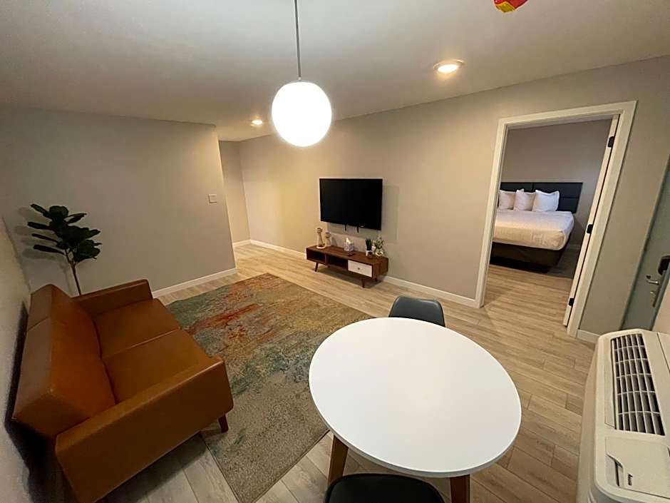 Arizona Sunset Inn & Suites