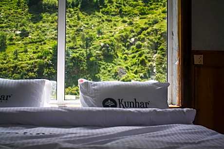 Deluxe Double Room with Balcony and Sea View