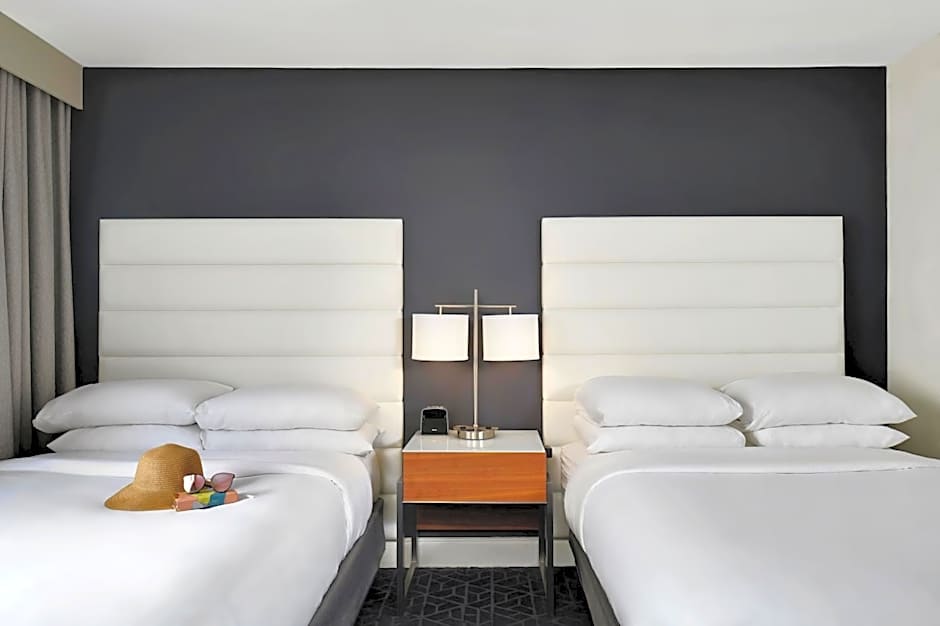 Hotel Tampa Riverwalk