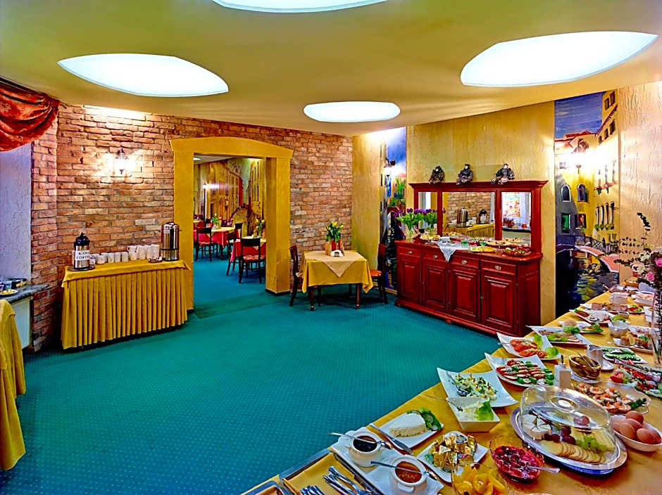 Hotel Wenecki