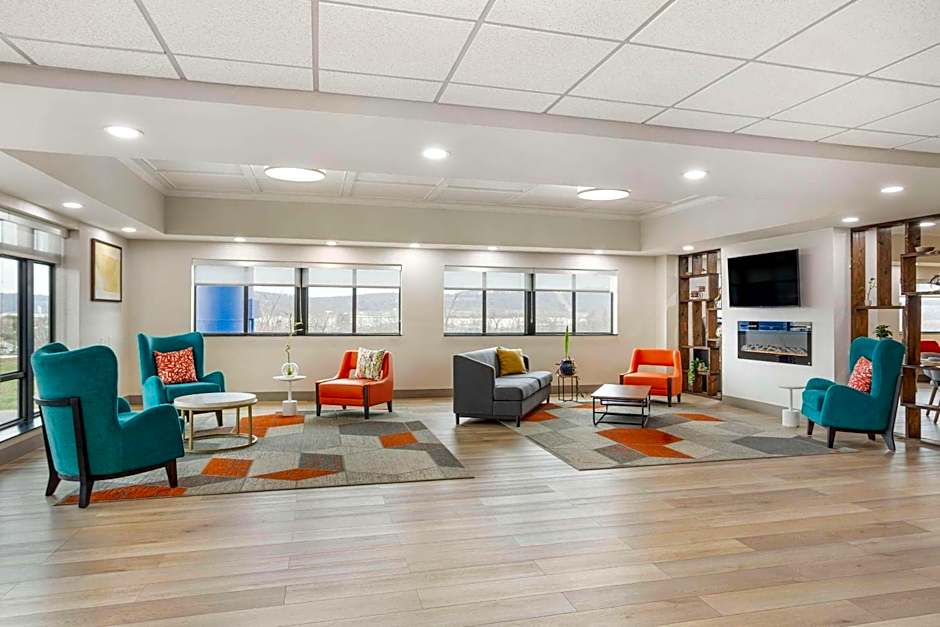 Comfort Suites Bloomsburg