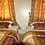 Rich Hotel