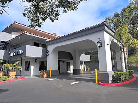 Days Inn by Wyndham Encinitas Moonlight Beach