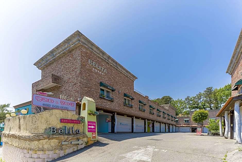Paju Belita N Good Time Motel