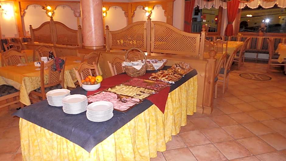 Hotel Pordoi - Fam Furgler