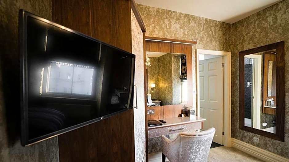 The Cranleigh Boutique