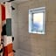JstLikeHome - Serenity Suites & Guesthouse