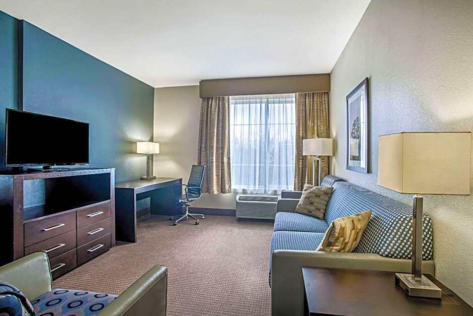 La Quinta Inn & Suites by Wyndham Karnes City