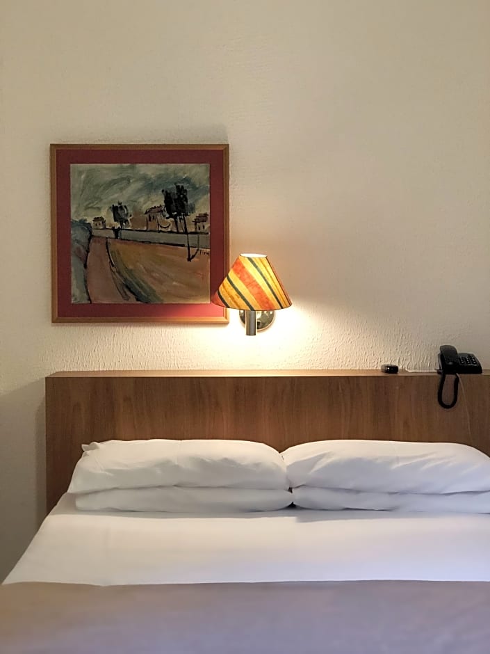 Rojas All Suites Hotel