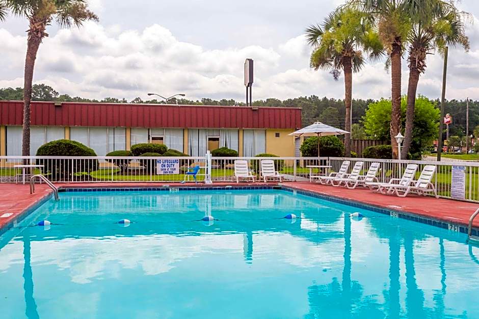 Super 8 by Wyndham Hardeeville