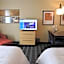 TownePlace Suites by Marriott Lawrence Downtown