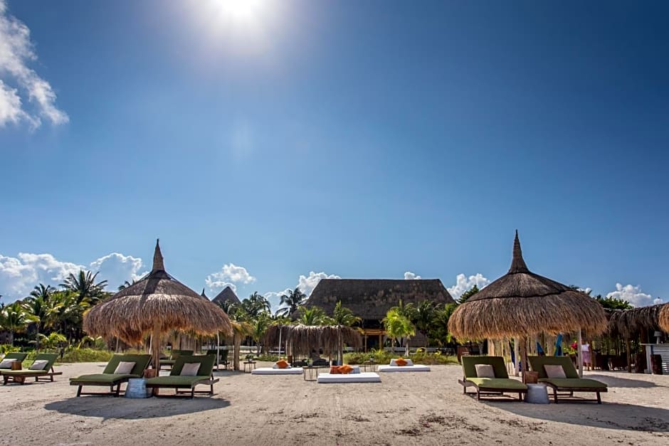 Ser Casasandra Boutique Hotel                                                                    