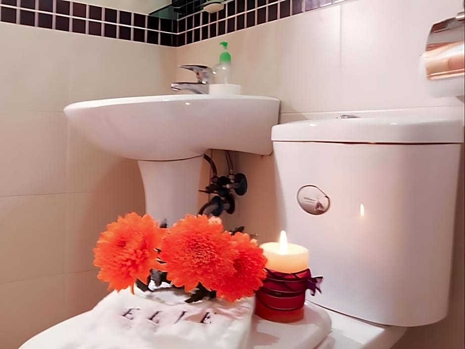 Flower Heart Bed And Breakfast