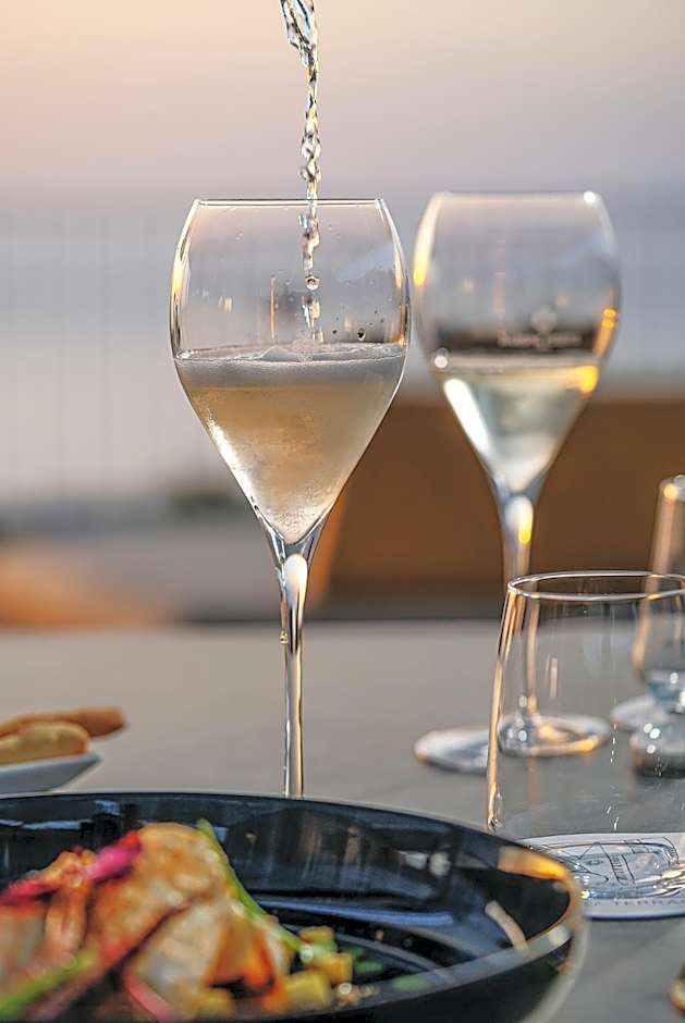 Domo 20 Hotel & Rooftop