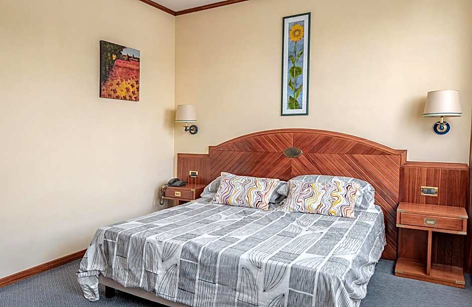 Vintage Hotel Tornese - Business & Events