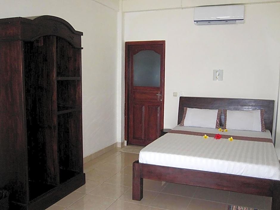 Galang Kangin Bungalows