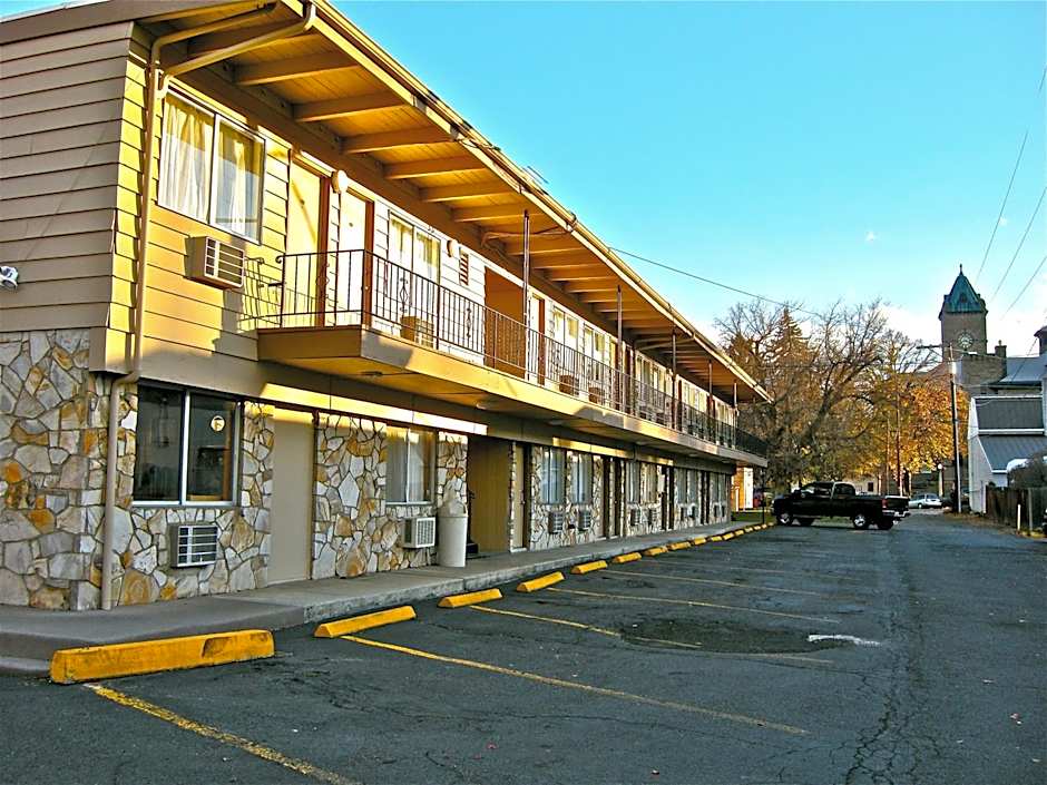 Knights Inn Baker City
