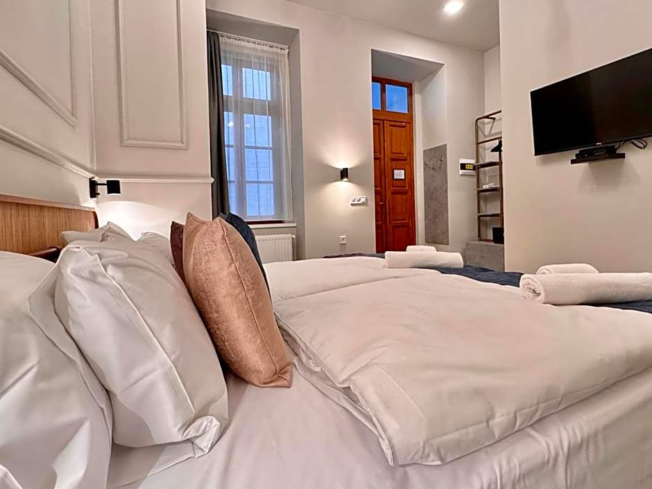 Bazaar Boutique Residence