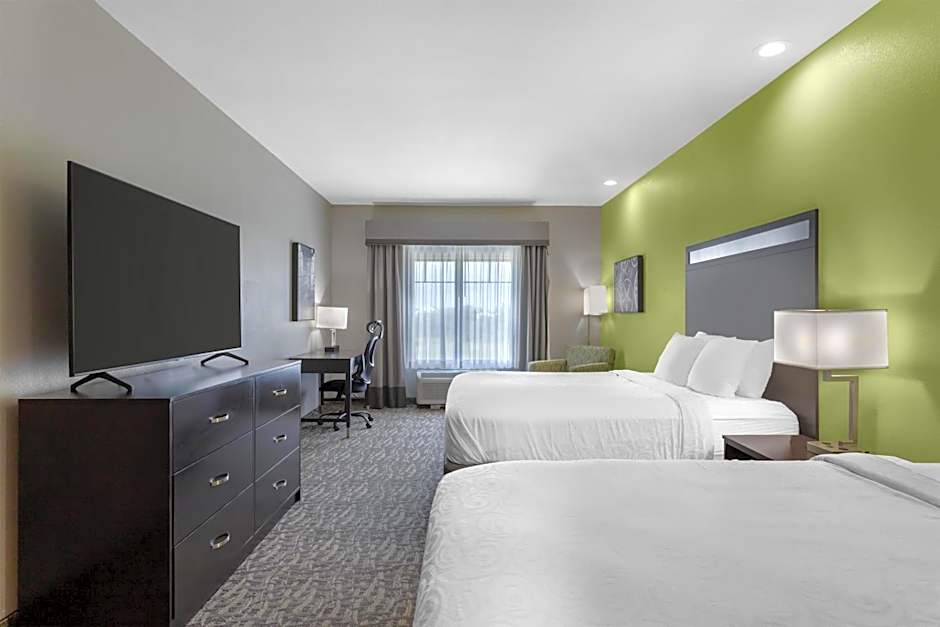 Best Western Plus Bay City Inn & Suites