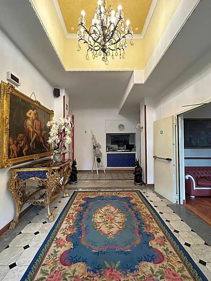 Hotel Petit Royal