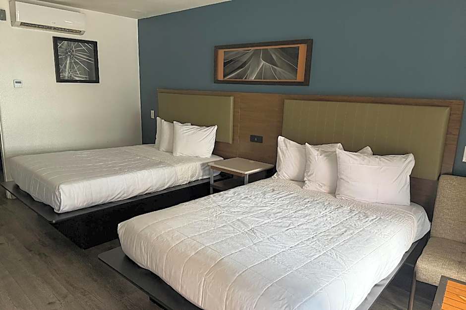 DTLV, a Baymont by Wyndham