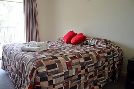 Economy Double or Twin Room
