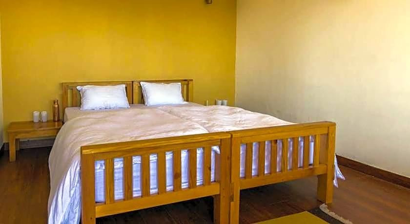 Kasar Rainbow Yoga Retreat