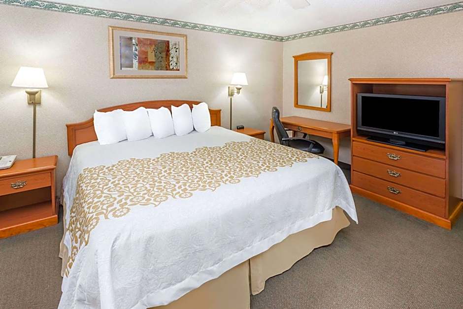 Days Inn by Wyndham Batesville