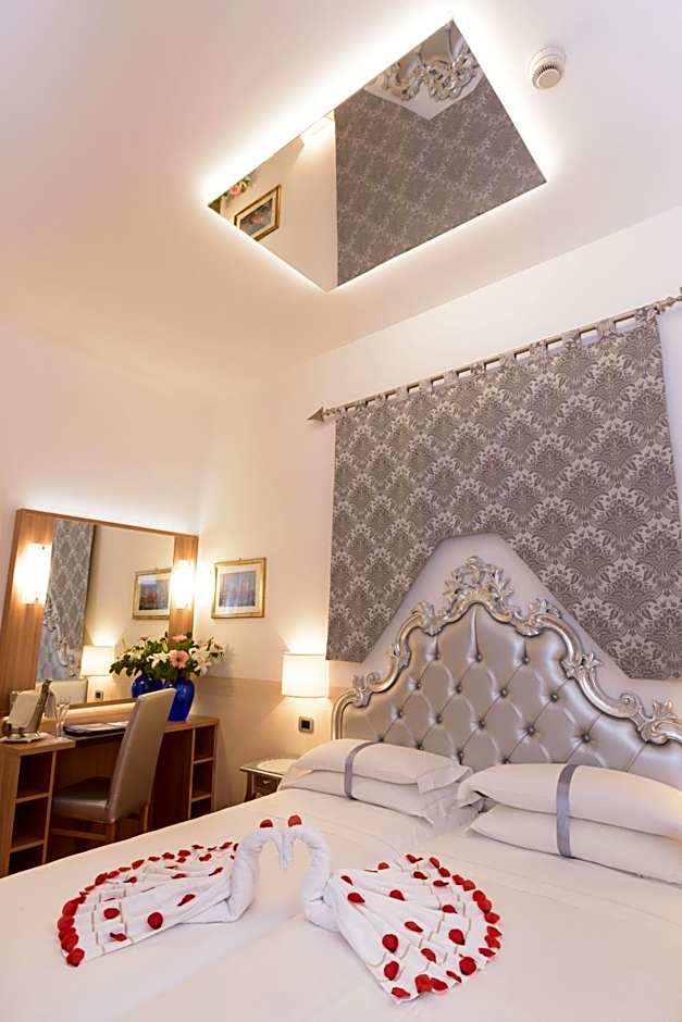 UNAHOTELS Ala Venezia-Adults 16