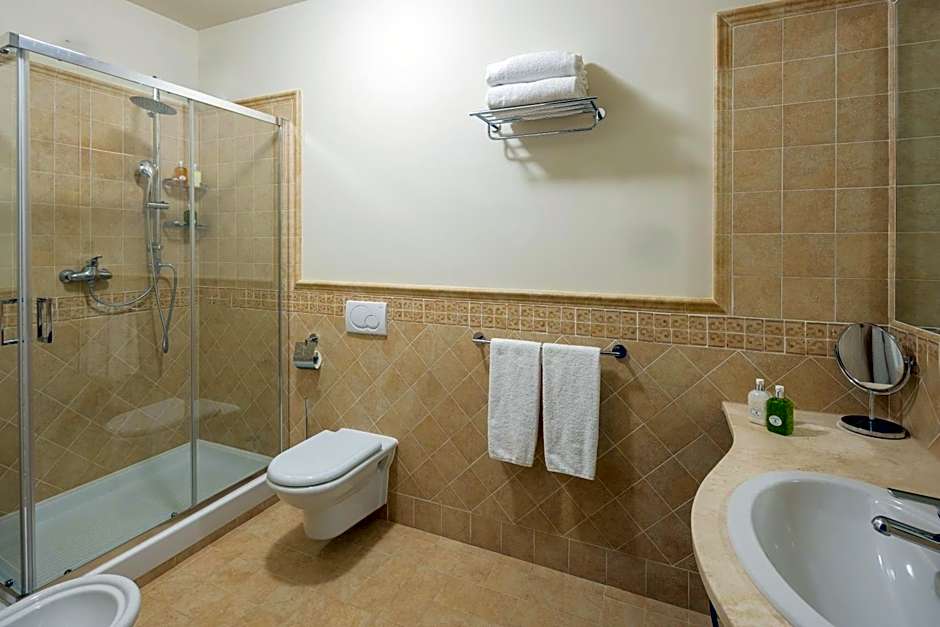 Precise Tale Poggio Alla Sala