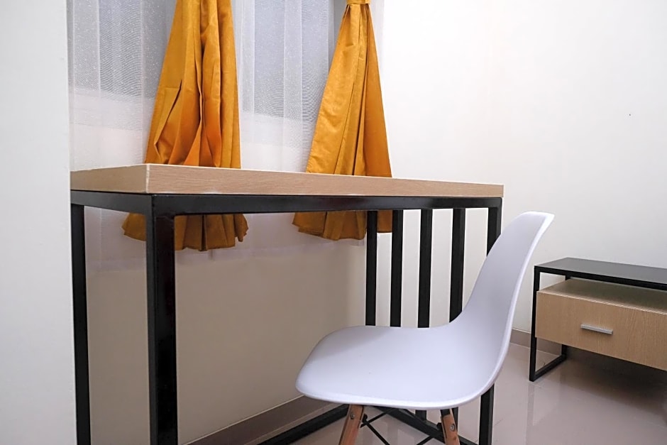 RedDoorz near Kawasan Bandara Ahmad Yani Semarang 2