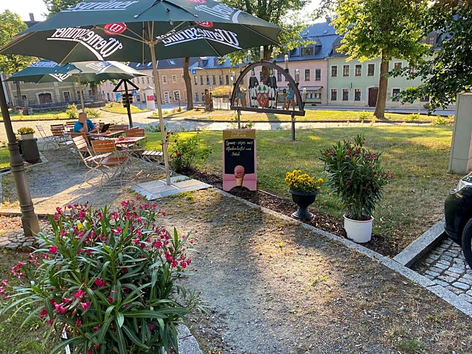 Hotel Sachsischer Hof