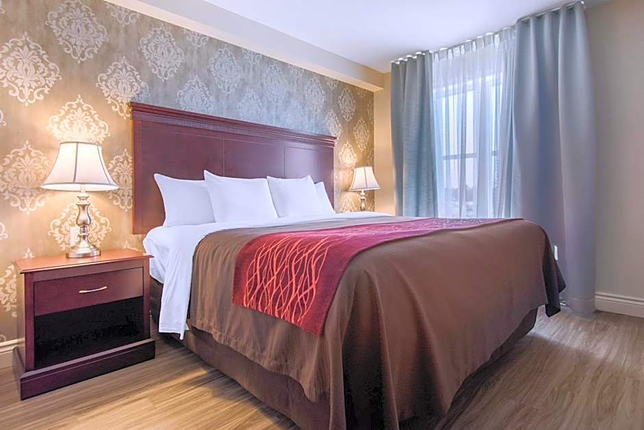 Comfort Inn & Suites