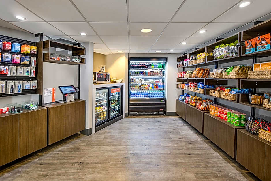 Crowne Plaza Milwaukee South By IHG