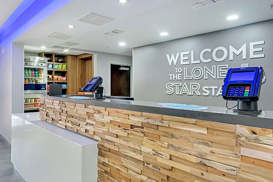 Hampton Inn By Hilton Houston-Pearland