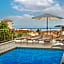 Hotel Larimar