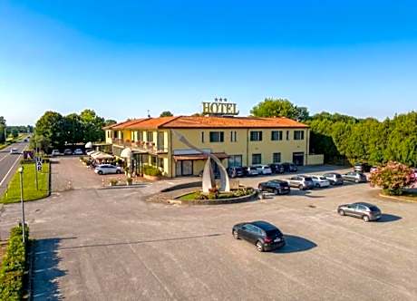 GRAN DELTA River & Nature Hotel