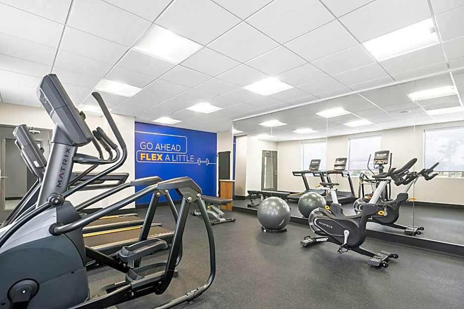 Holiday Inn Express & Suites Joplin Southeast by IHG