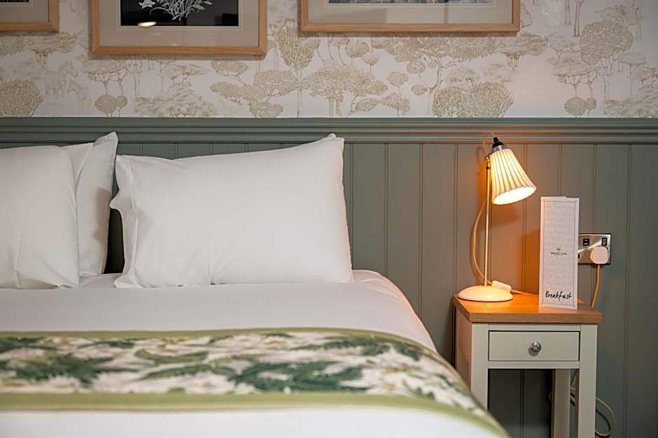 Rockingham Arms By Greene King Inns